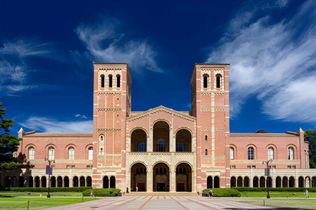 a snap of university of california